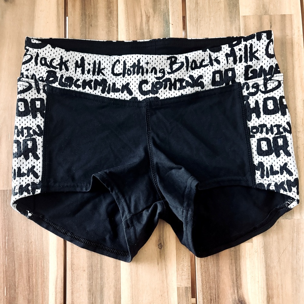 BlackMilk Clothing - activewear short - museum piece